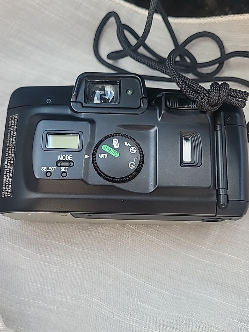 Canon Camera Sure Shot 60 Zoom Shot 35mm Point & Shoot Film W/ Case Works Great! - Picture 4 of 10